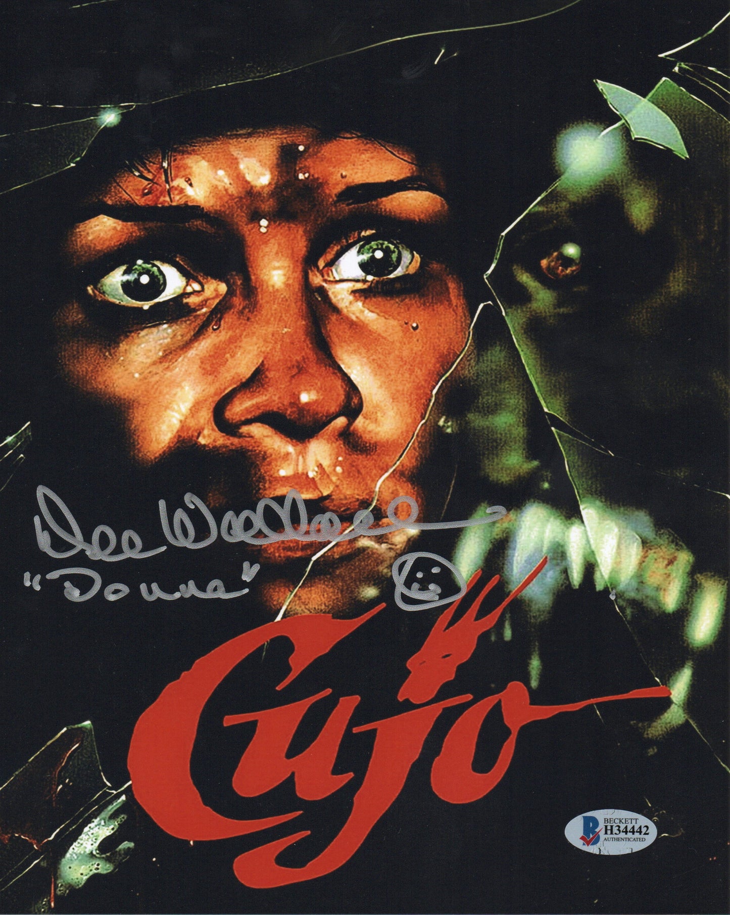 Dee Wallace-as Donna Trenton-signed 8x10 Cujo-Beckett