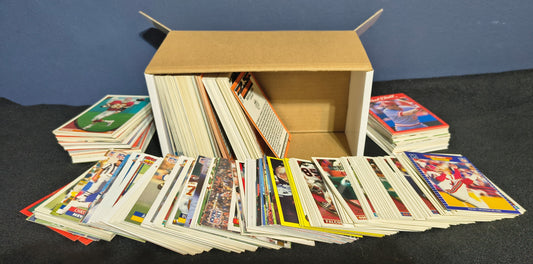 Box random trading cards, mostly sports (Baseball/Football)