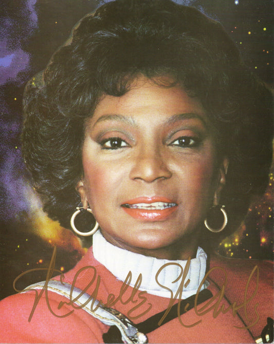 Nichelle Nichols: "Star Trek TOS: Signed 8x10 Photo (Beckett) (L1) See Description