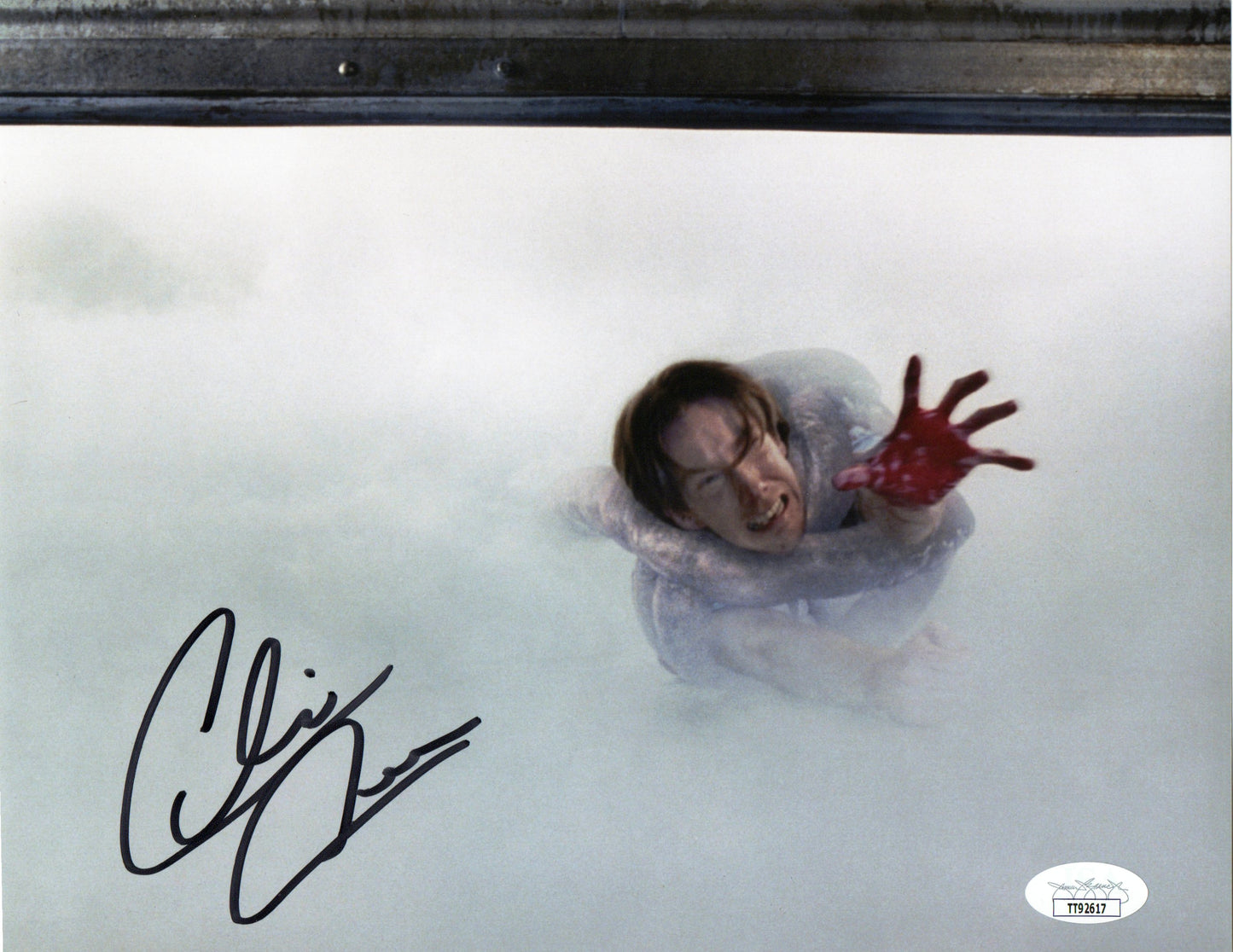 Chris Owens-as Norm-signed The mist 8x10-JSA