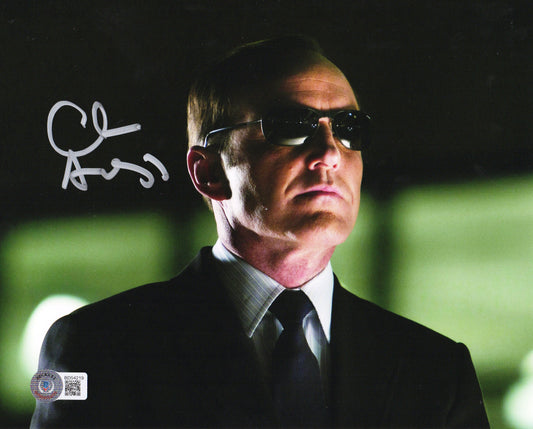 Clark Gregg: Agent Coulson: S.H.I.E.L.D: signed 8x10: Beckett COA - See Description - (L1)