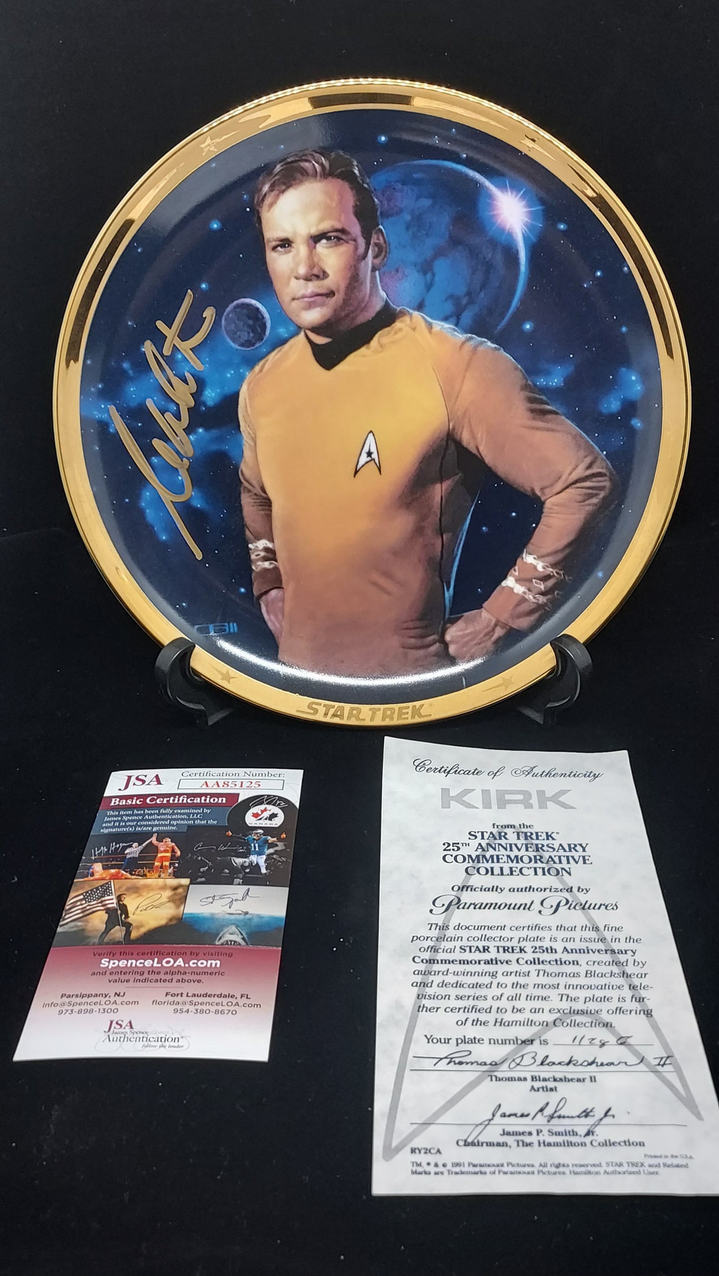 Kirk Hamilton Collection 25th Anniversary Plate singed by William Shanter