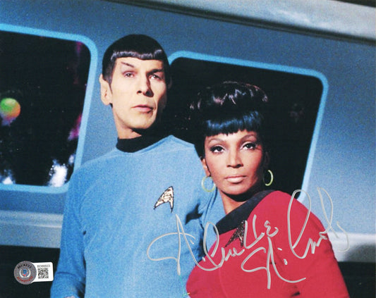 Nichelle Nicholes-Nyota Uhura signed 8x10-Beckett